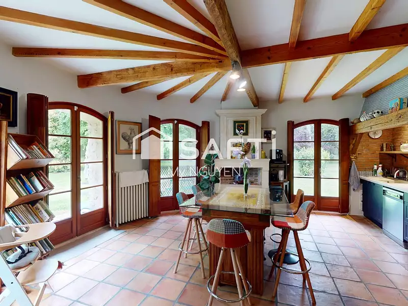 Maison, 327 m²