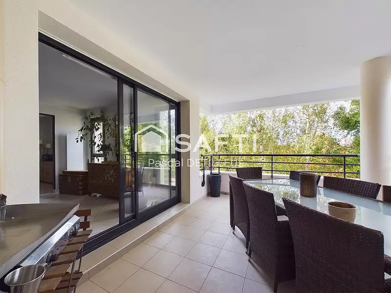 Appartement, 145 m²