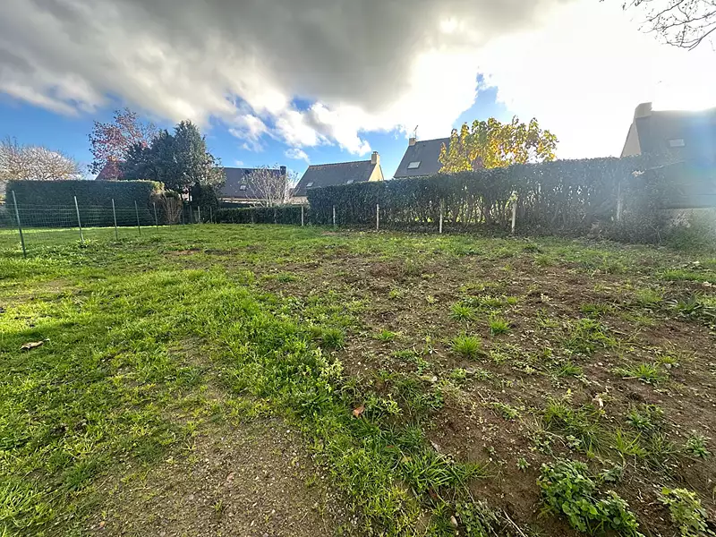 Terrain, 400 m²