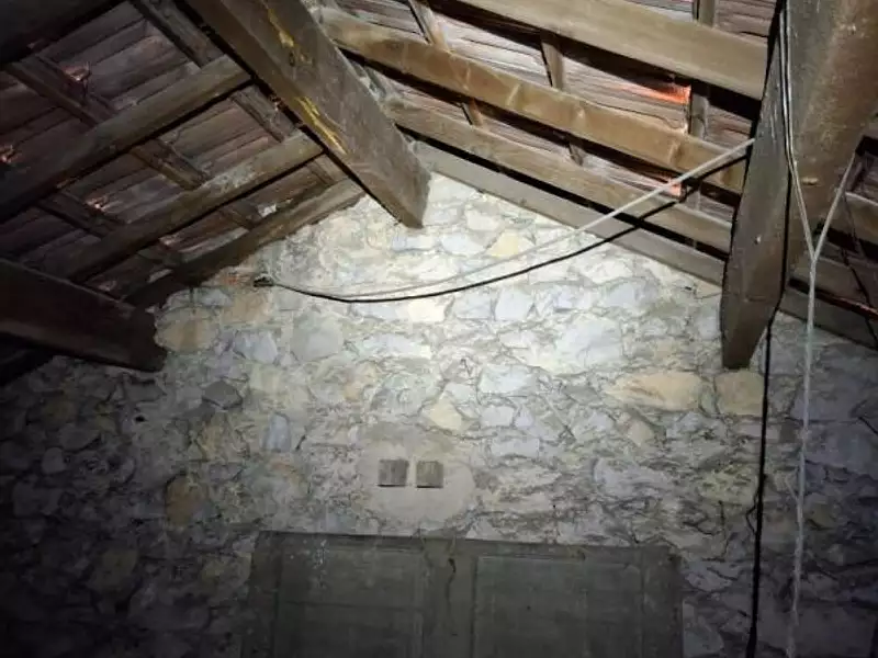 Maison, 196 m²
