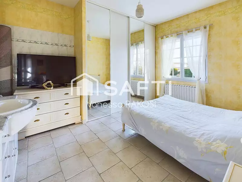 Maison, 360 m²
