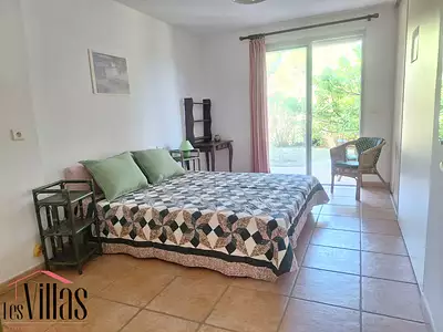 Maison, 225 m²