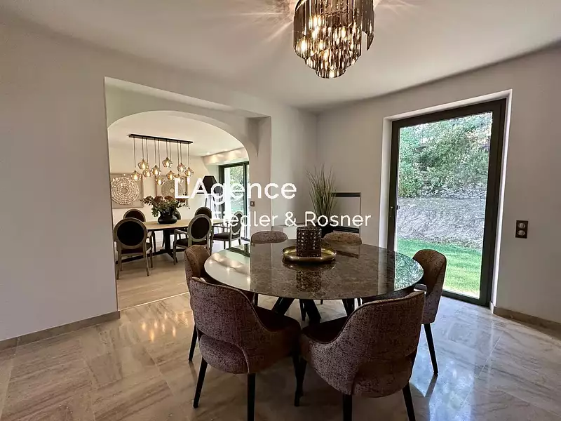 Maison, 422 m²
