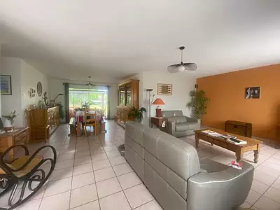 Maison, 116 m²