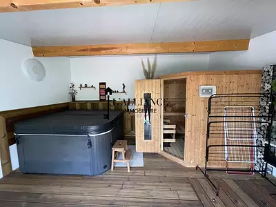 Maison, 215 m²