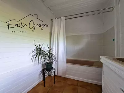 Maison, 195 m²
