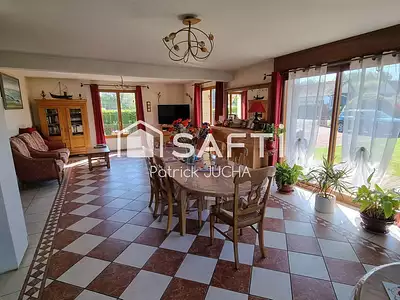 Maison, 274 m²