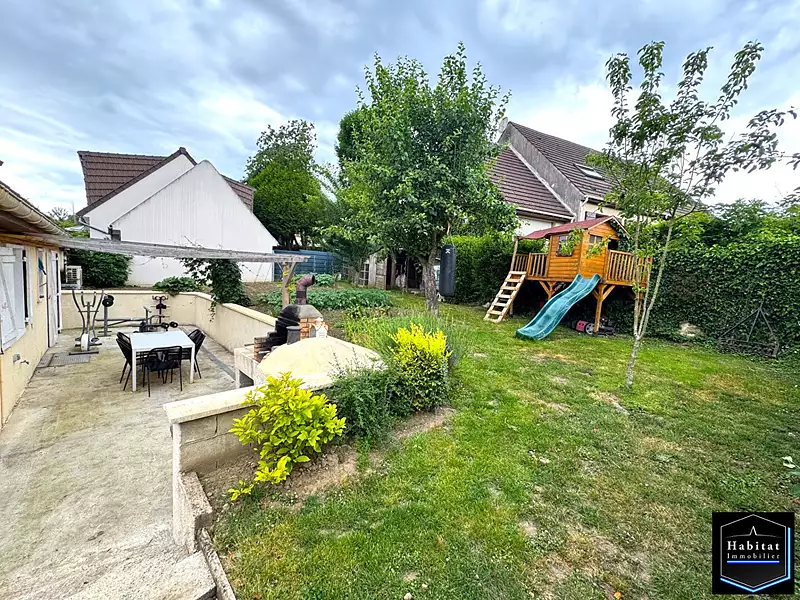 Maison, 121 m²