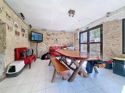 Maison, 250 m²