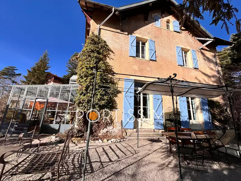 Maison, 368 m²