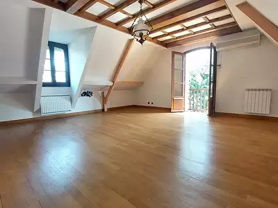 Maison, 389 m²