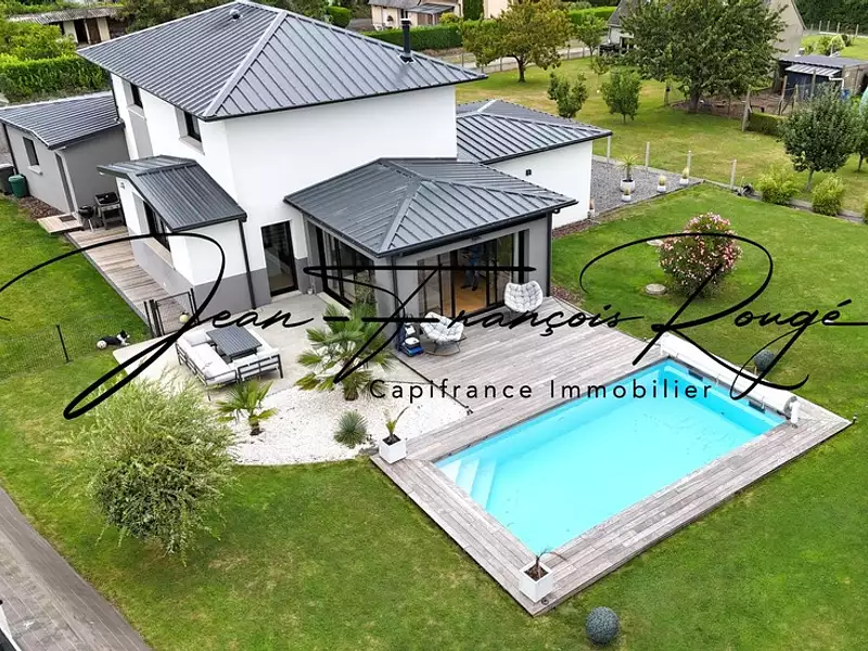 Maison, 162 m²