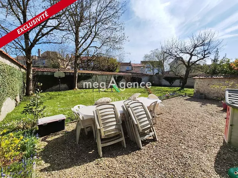 Maison, 182 m²