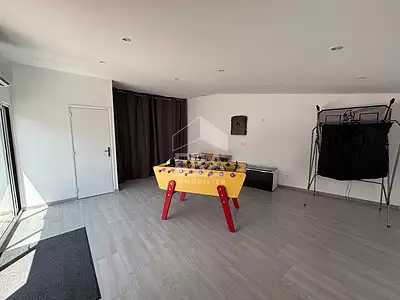 Maison, 160 m²