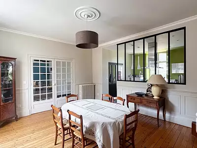Maison, 278 m²