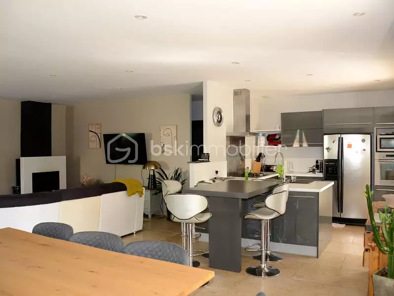 Maison, 132 m²
