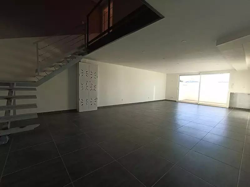 Immeuble, 103 m²