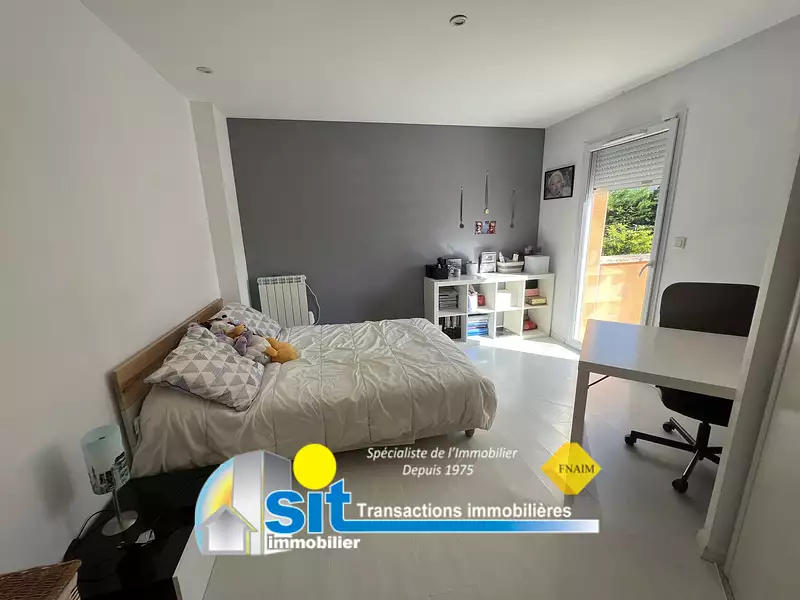 Maison, 300 m²