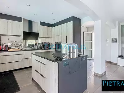 Maison, 160 m²