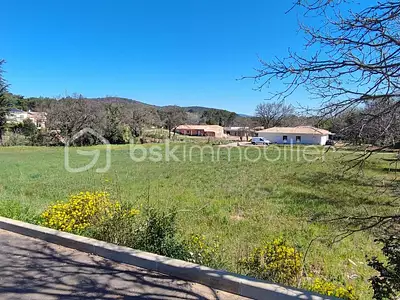 Terrain, 2 341 m²