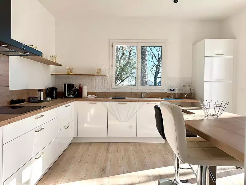 Maison, 174 m²
