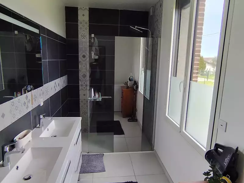 Maison, 105 m²