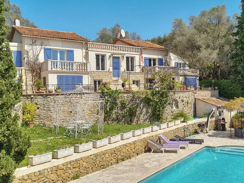 Maison, 530 m²