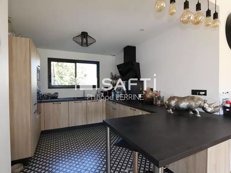 Maison, 138 m²
