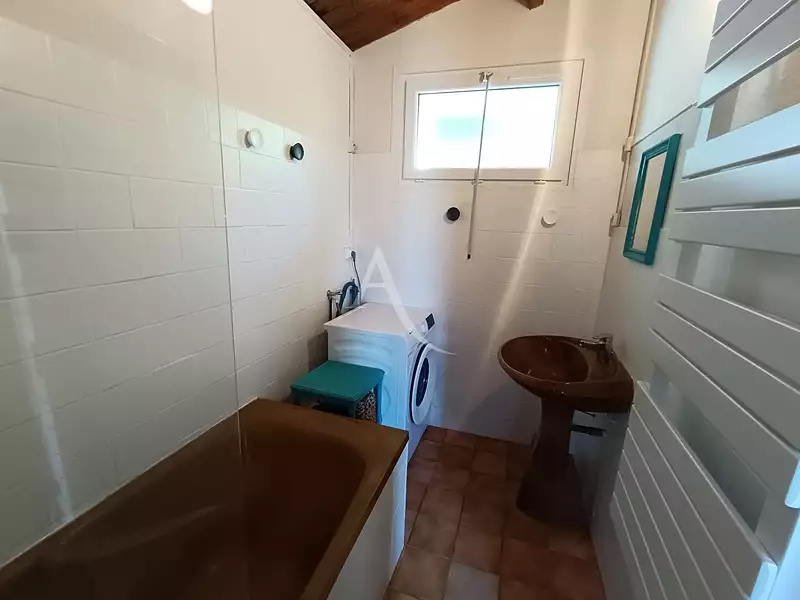 Maison, 77 m²