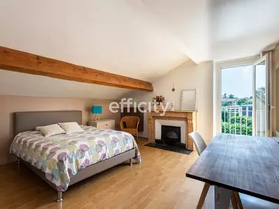 Maison, 180 m²