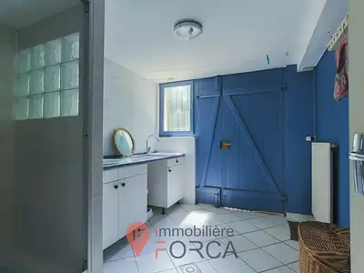 Maison, 166 m²