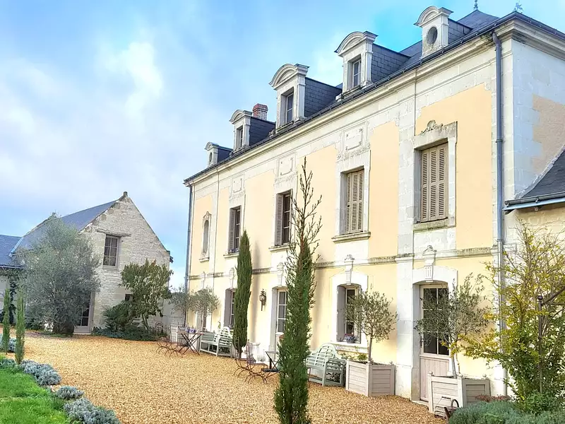 Maison, 590 m²