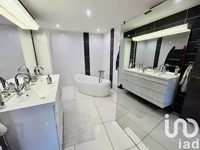 Maison, 178 m²