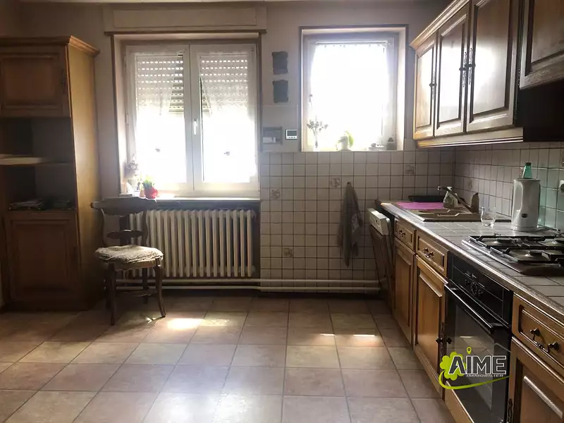 Maison, 268 m²