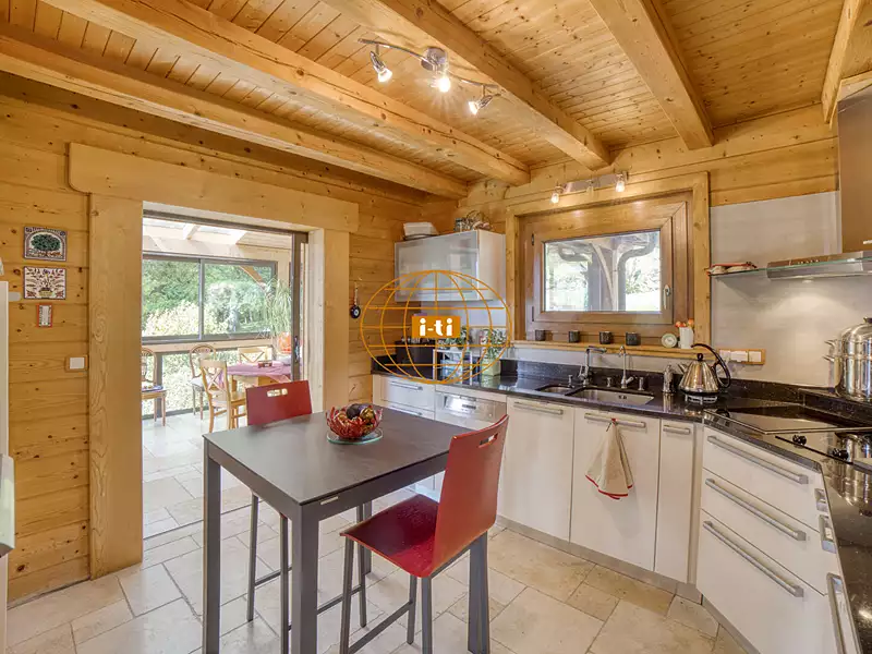 Maison, 273 m²