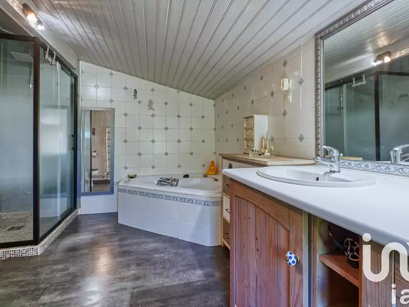 Maison, 190 m²