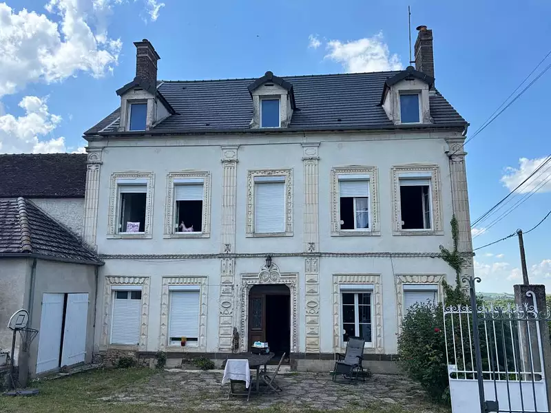 Maison, 239 m²