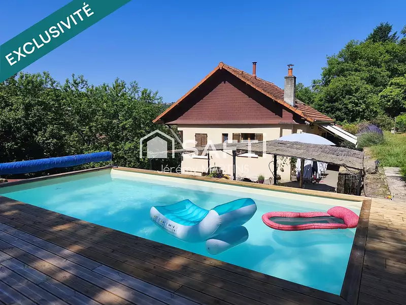 Maison, 156 m²