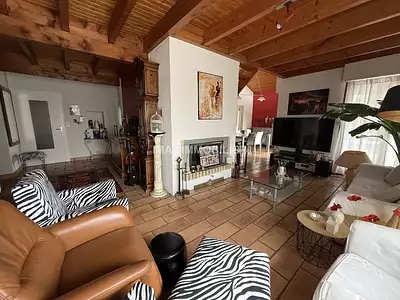 Maison, 168 m²