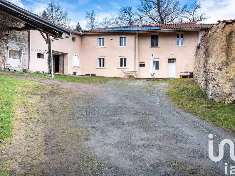 Maison, 176 m²