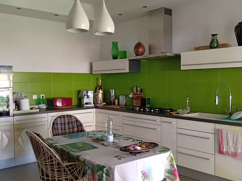 Maison, 200 m²
