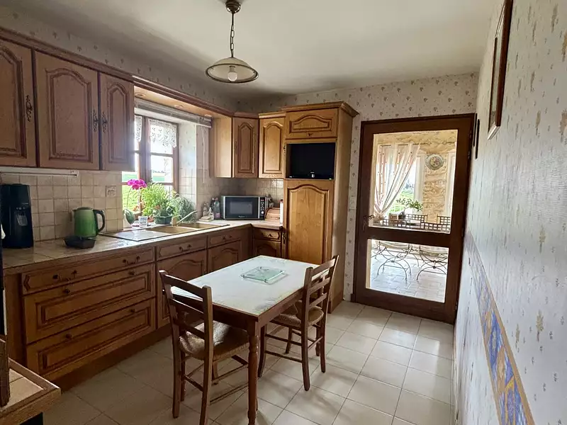Maison, 270 m²
