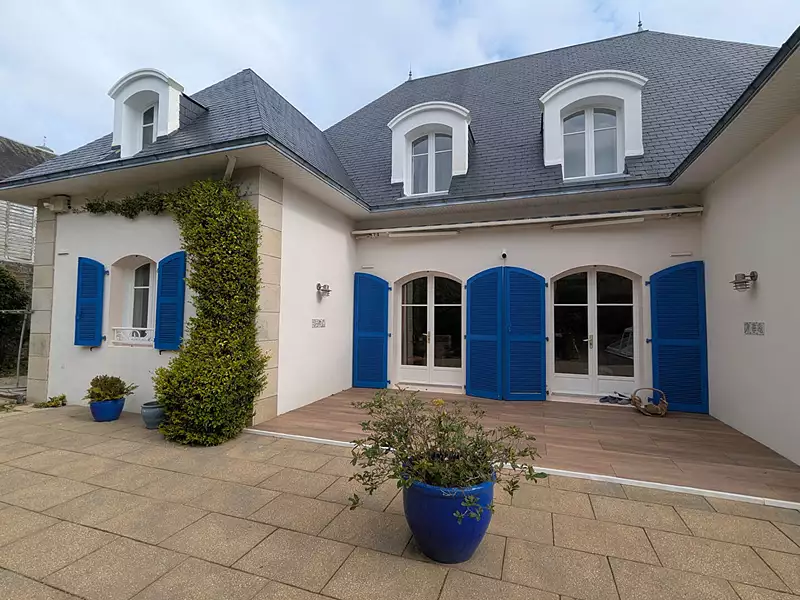 Maison, 245 m²