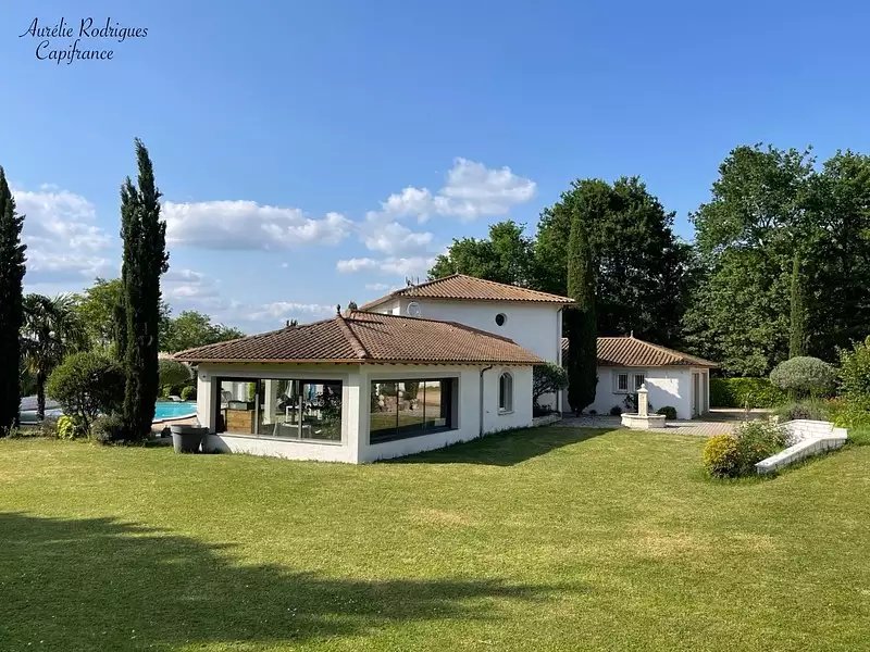 Maison, 203 m²