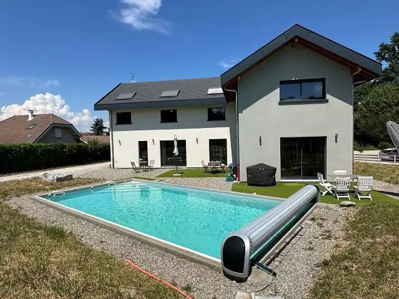 Maison, 253 m²