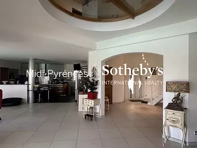 Maison, 350 m²