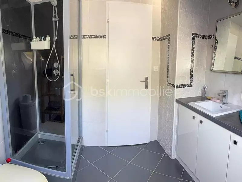 Maison, 106 m²