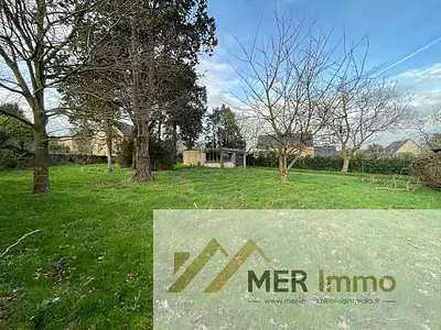 Terrain, 1 027 m²