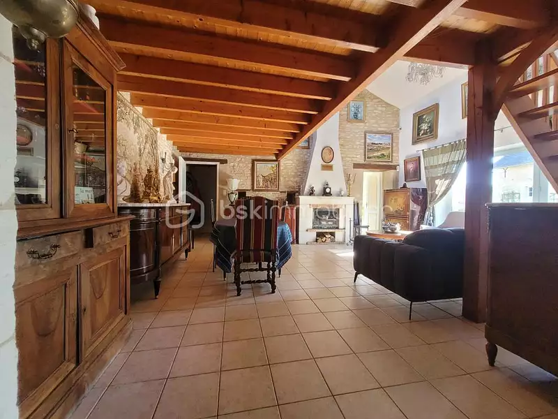 Maison, 245 m²