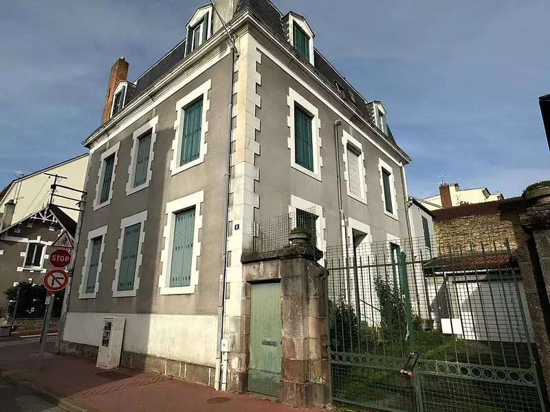 Maison, 300 m²